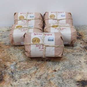 Bala de Doce de Leite Serra Negra 400g – O Puro Afeto Mineiro em Cada Pedaço