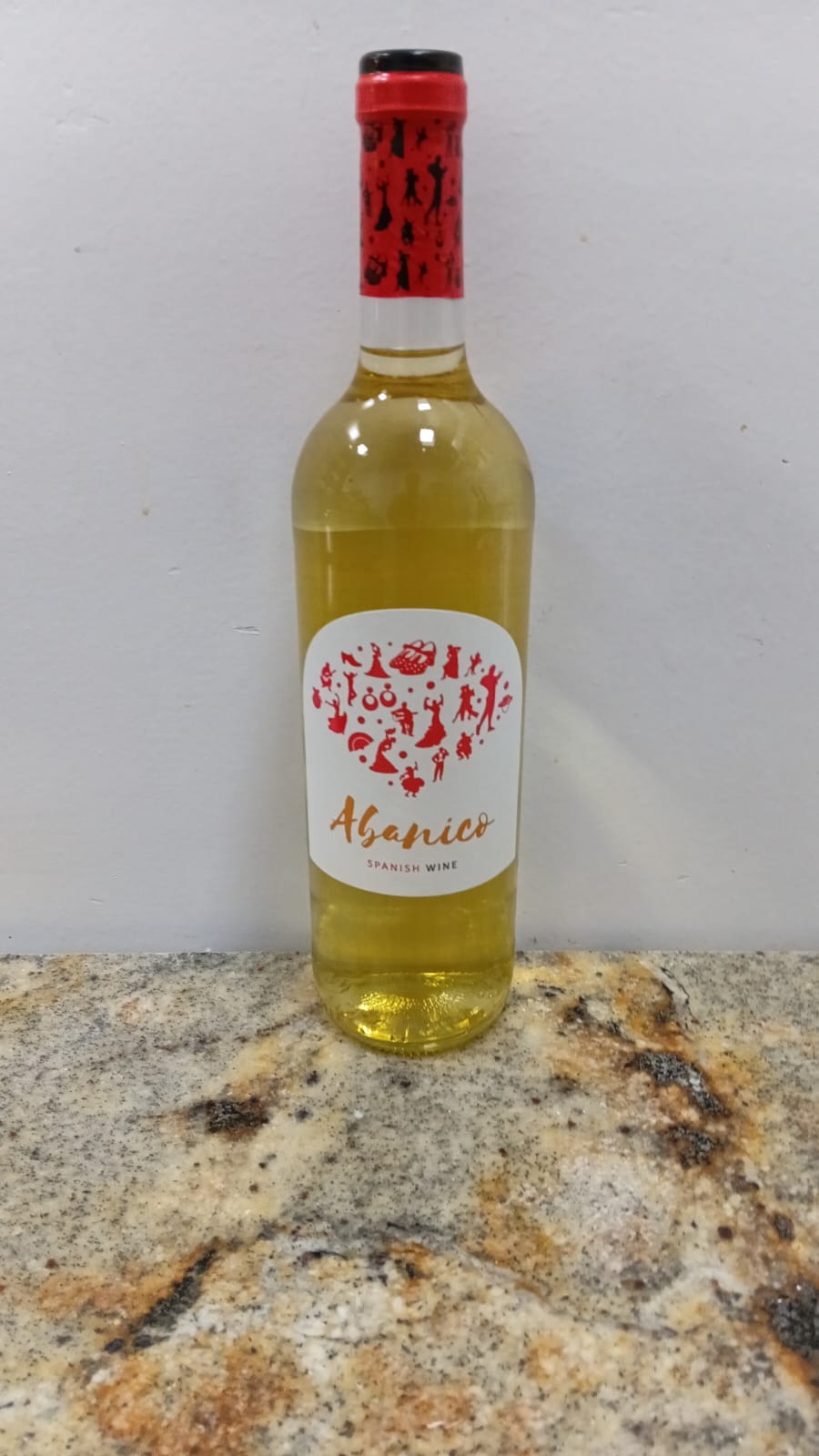 Vinho Abanico Branco Seco 750ml – Vivacidade, Frescor e Equilíbrio Cítrico para a sua Mesa
